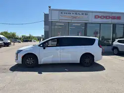 Chrysler Pacifica 2027