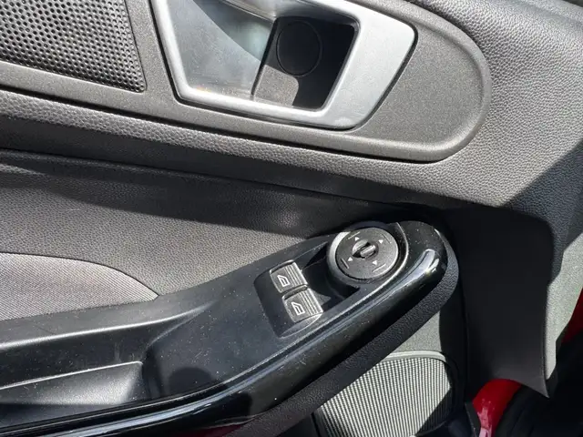 Ford Fiesta view 14