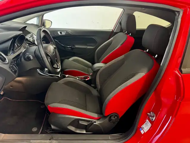 Ford Fiesta view 12