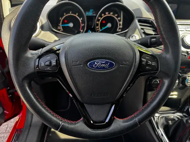 Ford Fiesta view 13
