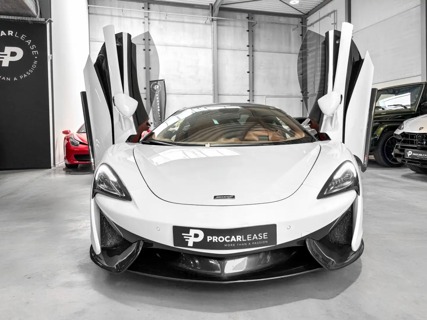 McLaren 570S 570S Coupé 3.8 Bi-Turbo V8/AKRAPOVIC | LIFT/ MALUS Fehér - 2