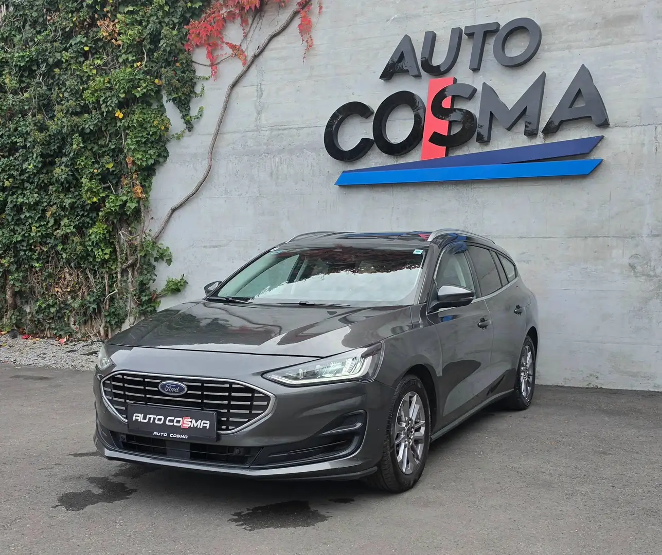 Ford Focus Titanium KAMERA/AHK/ACC Grau - 1