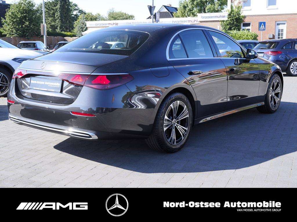 Mercedes-Benz E 200