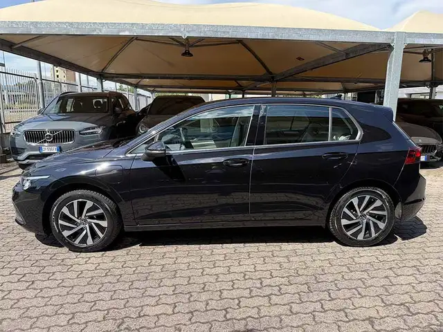 Volkswagen Golf view 8