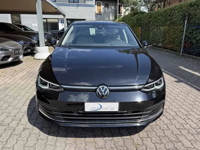 Volkswagen Golf view 2