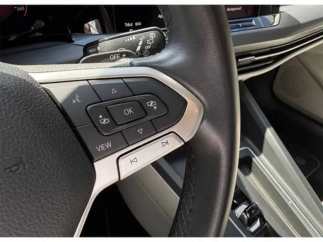 Volkswagen Golf view 12