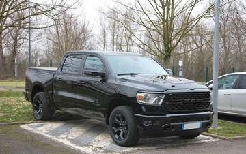 V8 5.7 big horn 65900HT