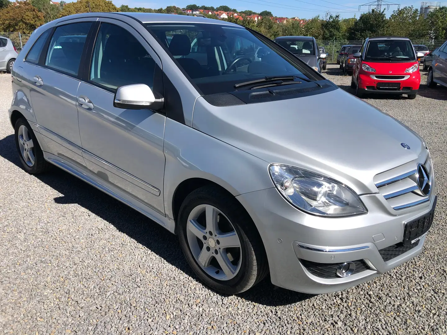 Mercedes-Benz B 180 CDI Autotronic*AHK*Park-Assistent*SHZ*2.Hand* Silber - 2