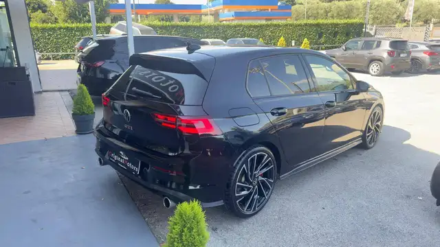 Volkswagen Golf view 7