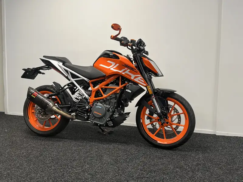 KTM 390 Duke - foto 4