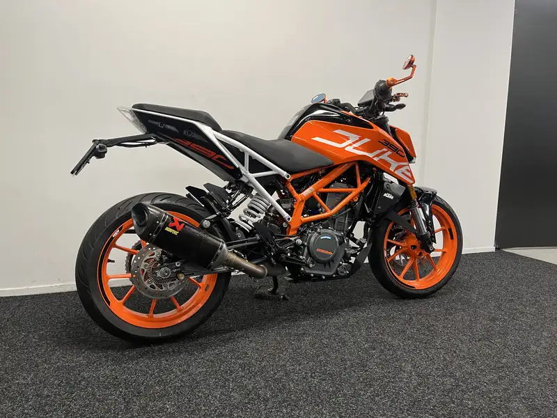 KTM 390 Duke - foto 5