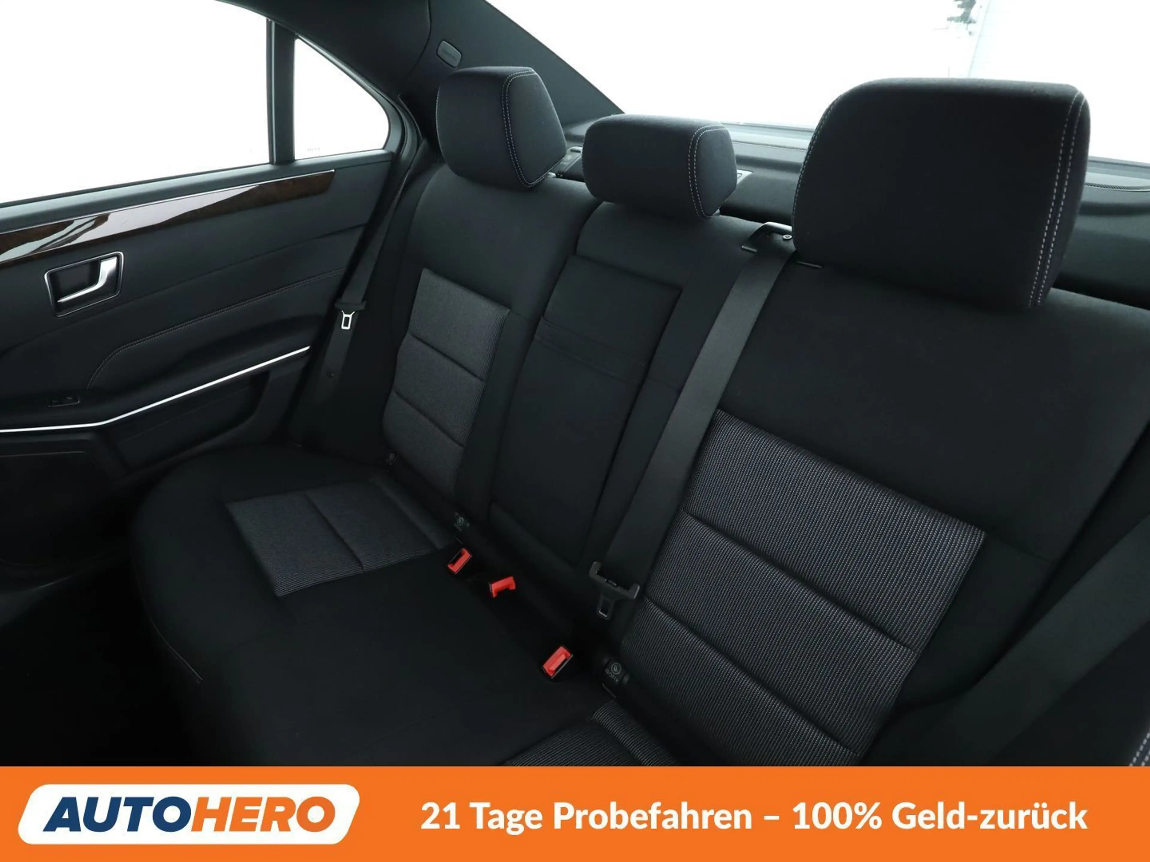 Mercedes-Benz E 250 E 250 CGI BlueEfficiency Elegance Aut.*NAVI*ACC* — photo 14