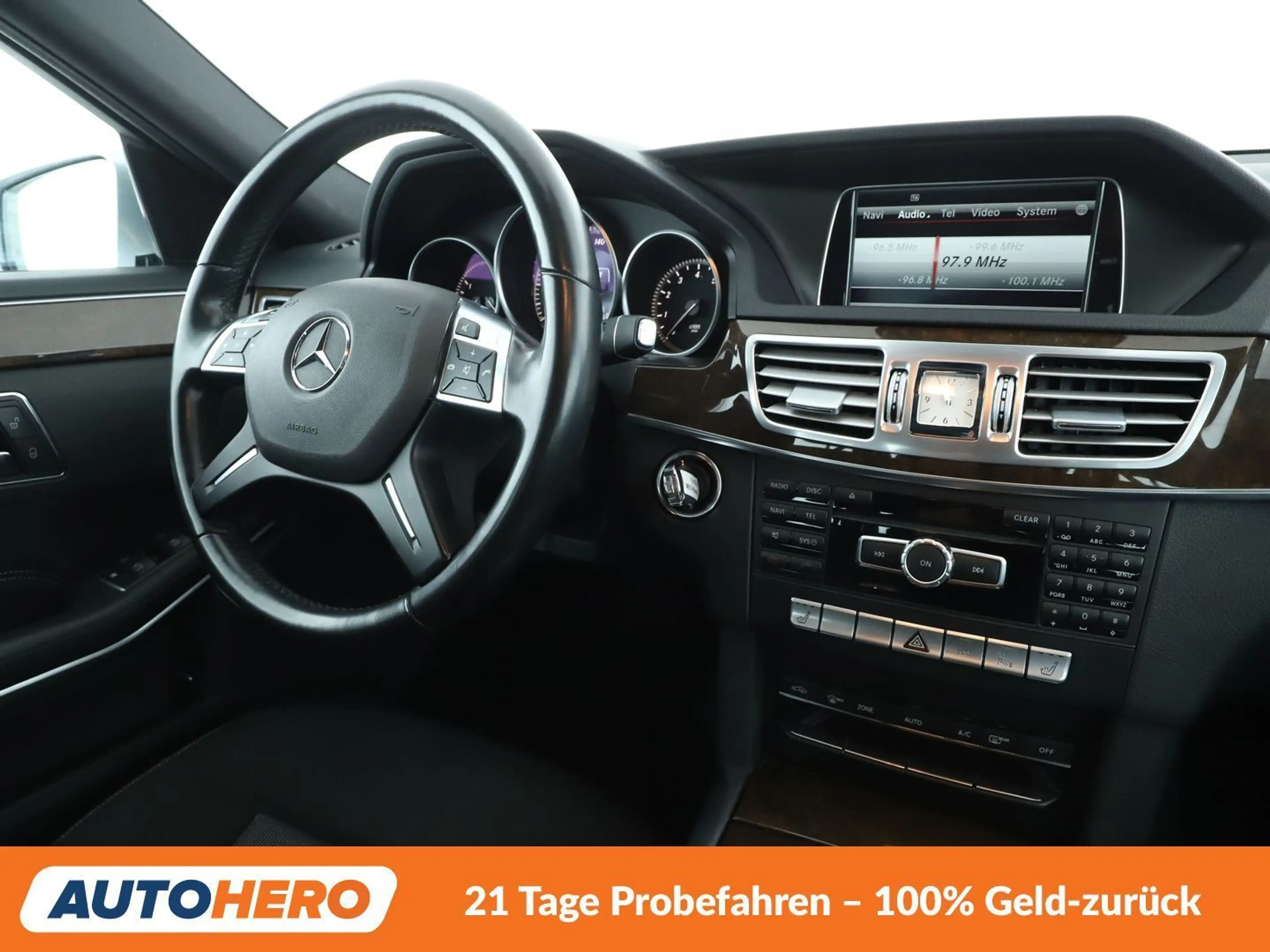 Mercedes-Benz E 250 E 250 CGI BlueEfficiency Elegance Aut.*NAVI*ACC* — photo 13