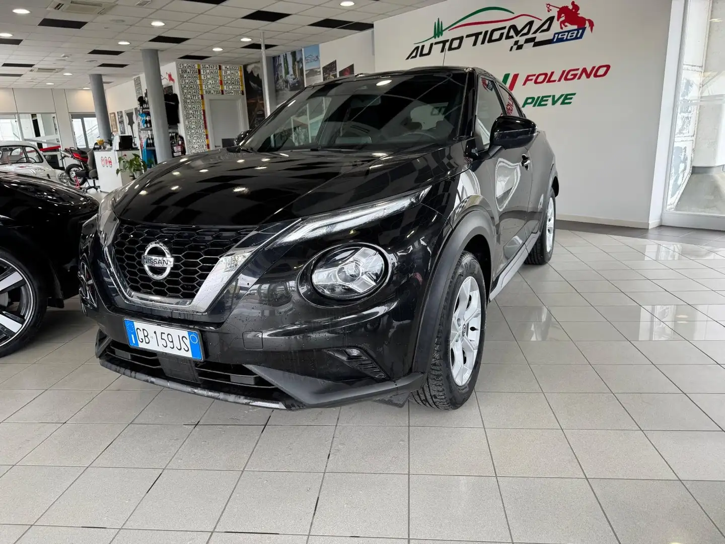 Nissan Juke Juke 1.0 dig-t Acenta 117cv Zwart - 1
