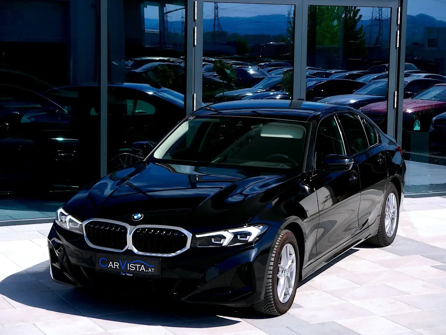 BMW 320 d 48 V Aut. Advantage *Live Cockpit* Schwarz - 2