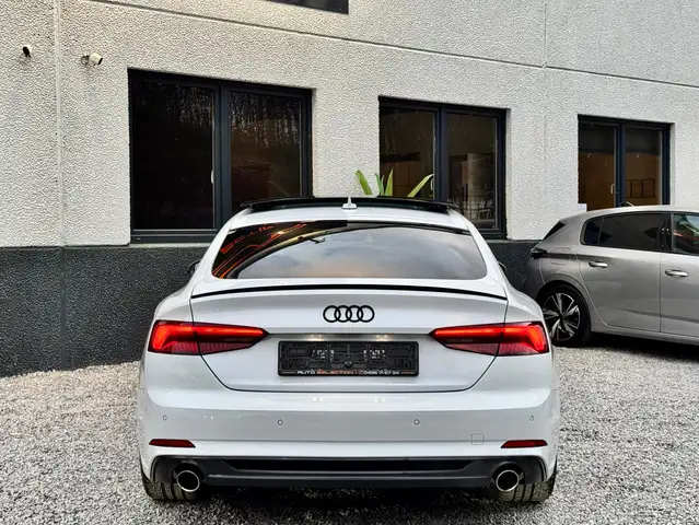 Audi A5 view 14