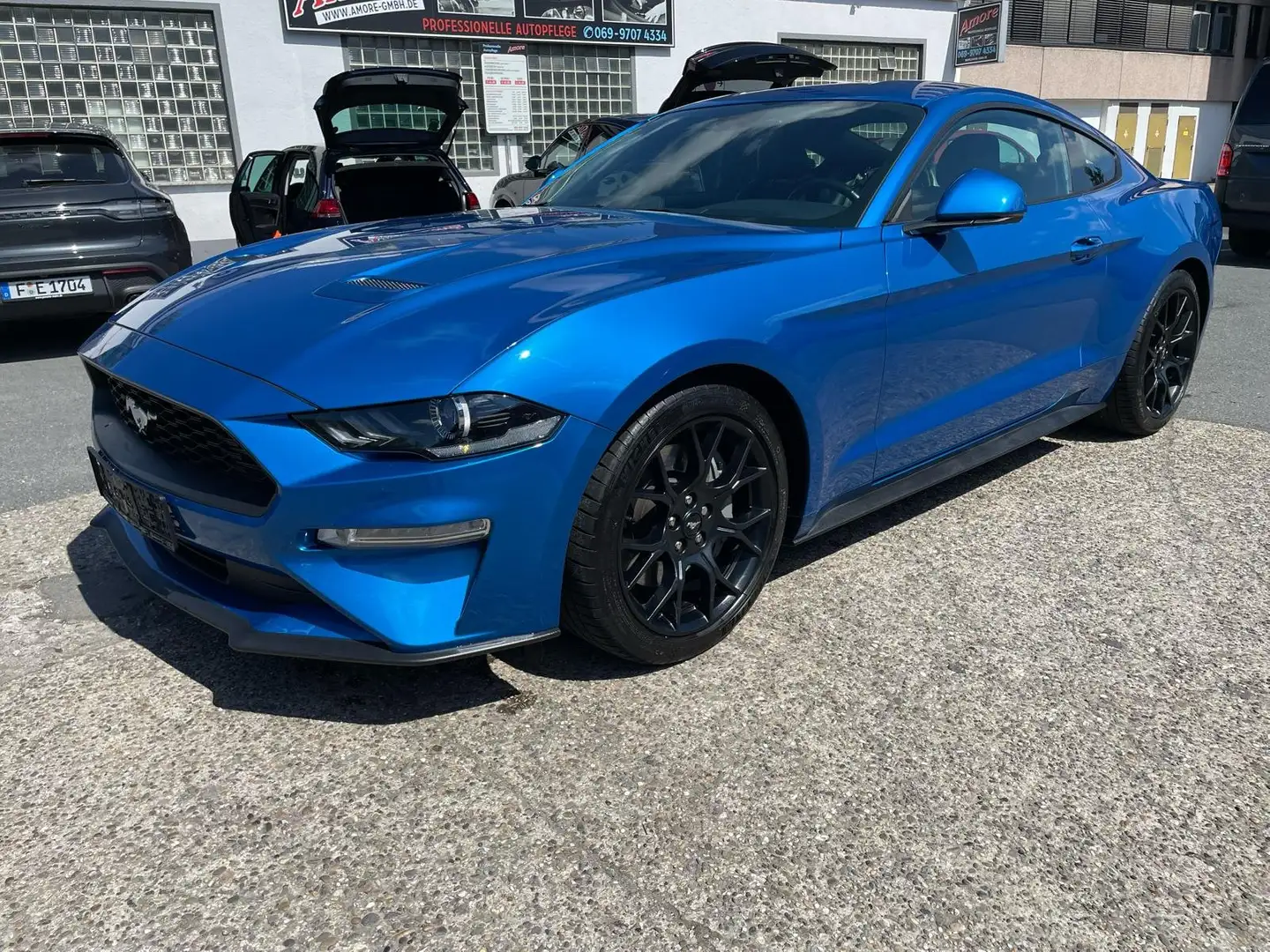 Ford Mustang Fastback 2.3 Eco Boost Aut. Blauw - 2