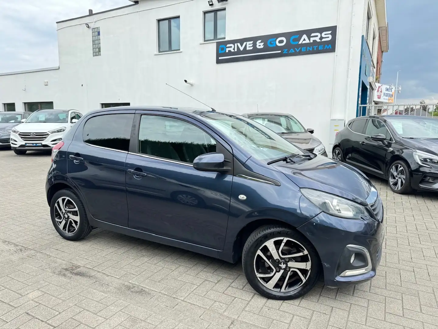 Peugeot 108 1.2i Benzine Allure - Camera ** 1 JAAR GARANTIE ** Gris - 1