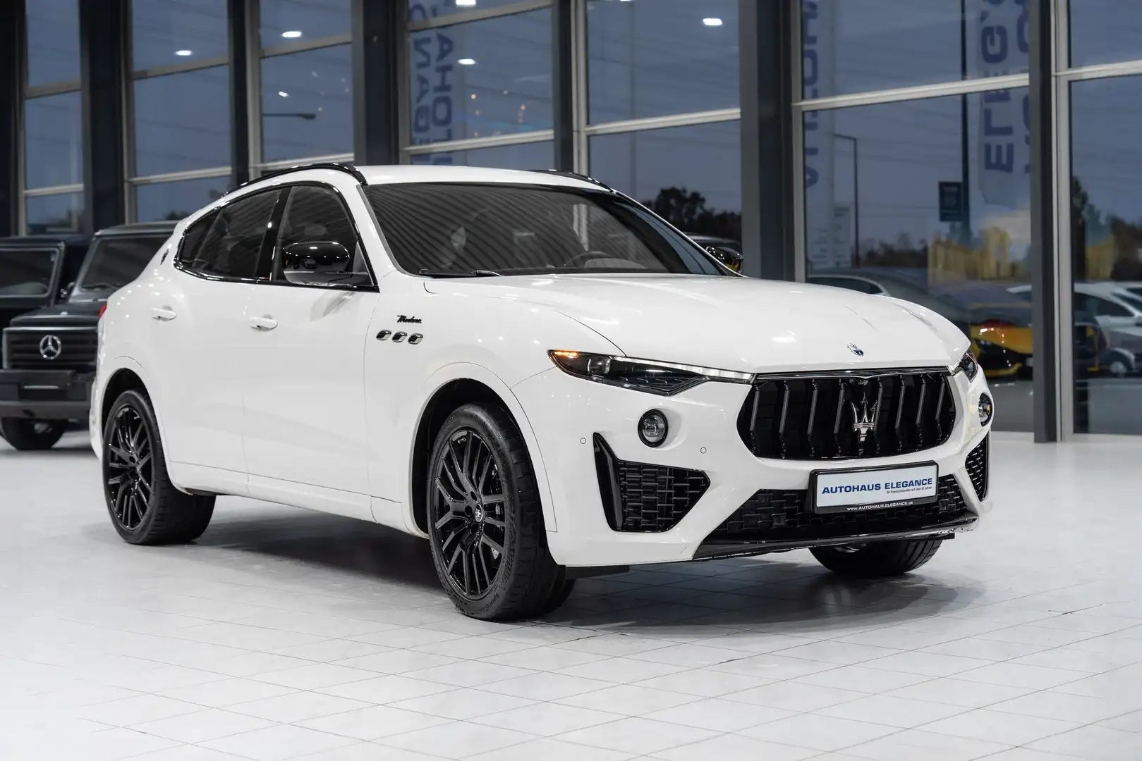 Maserati Levante *LUFTFEDERUNG*H&K*LED*21"LM*NAVI*1-HAN* Weiß - 2