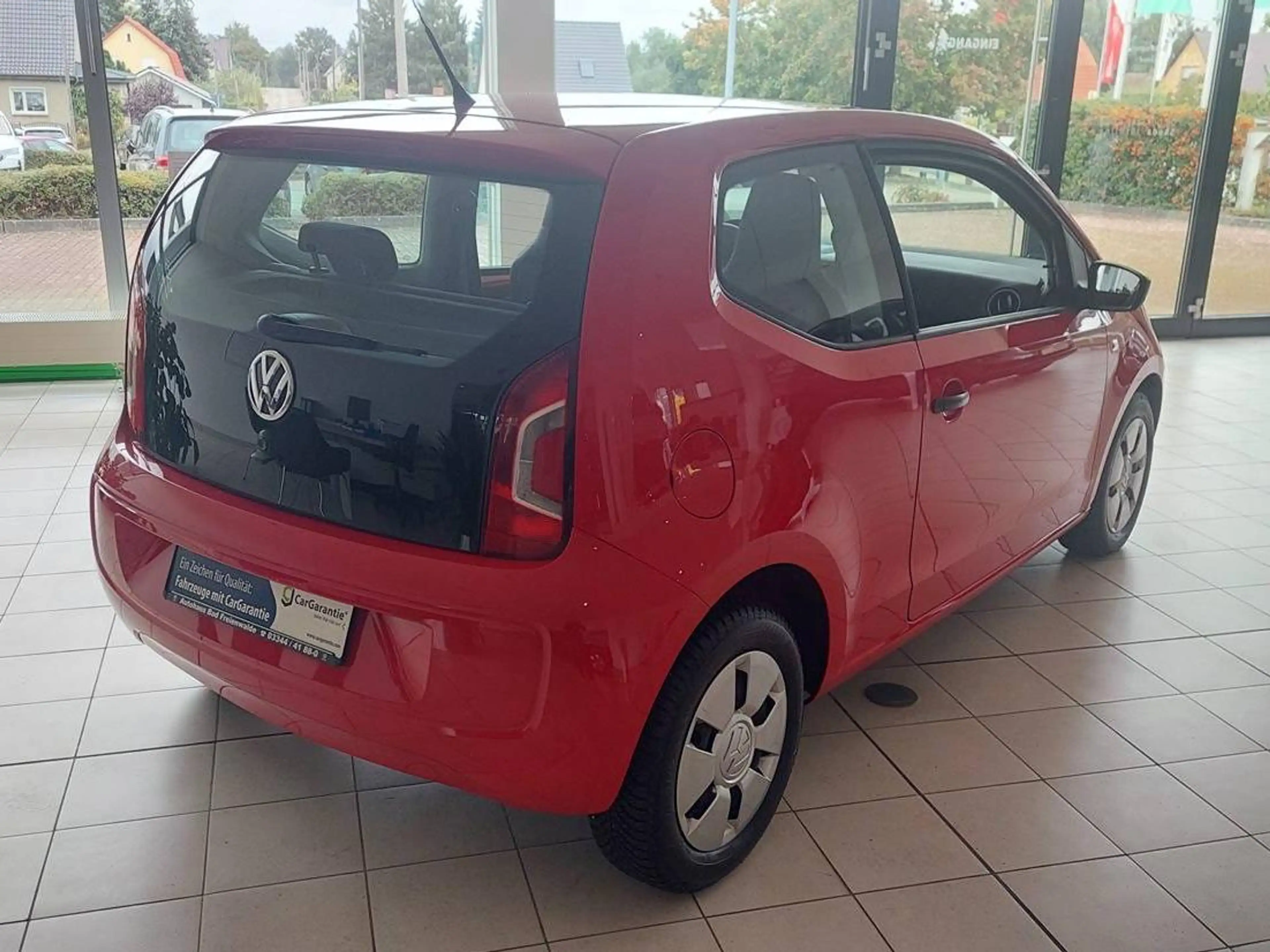 Volkswagen up! take up! — photo 5