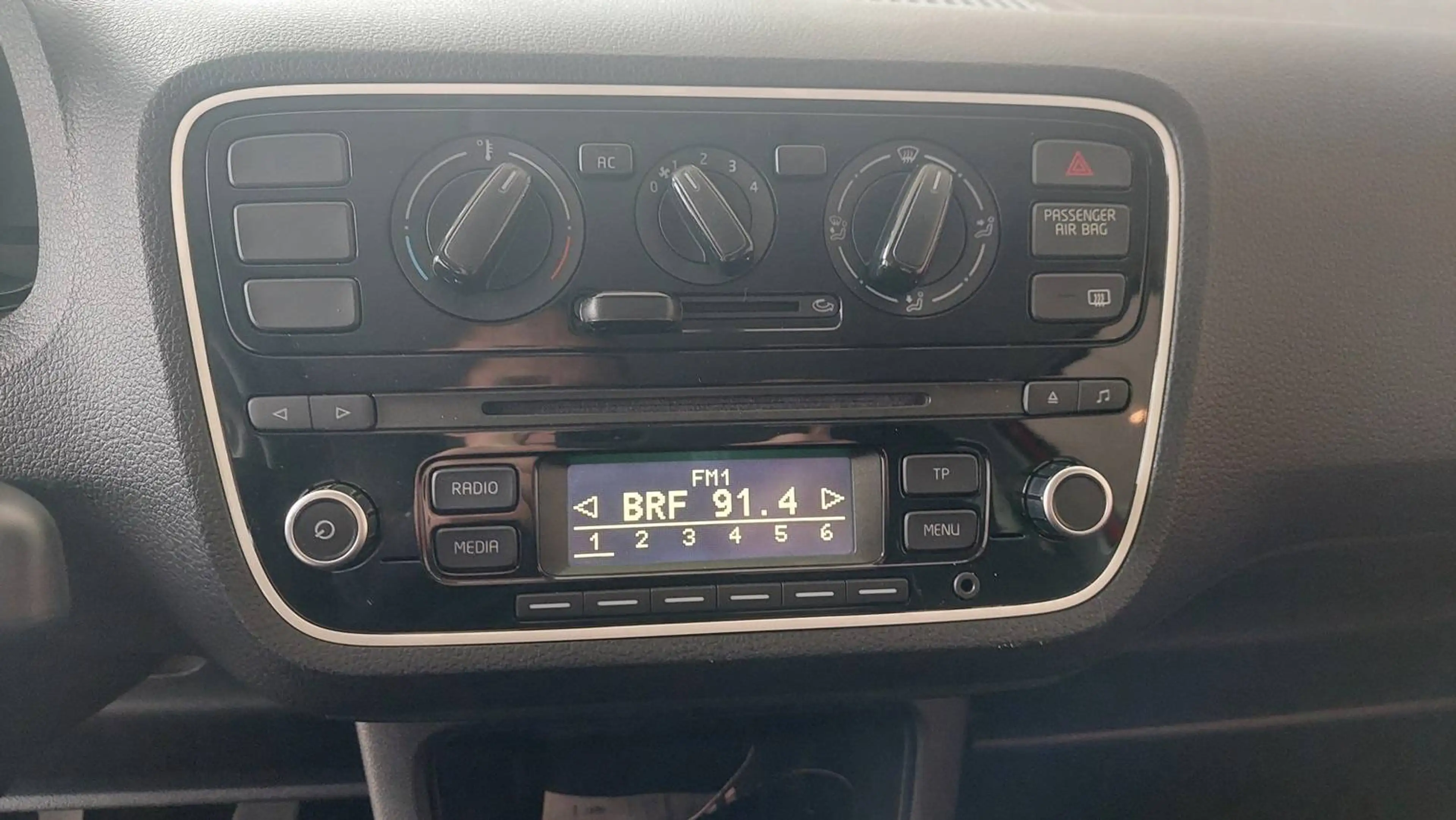 Volkswagen up! take up! — photo 9