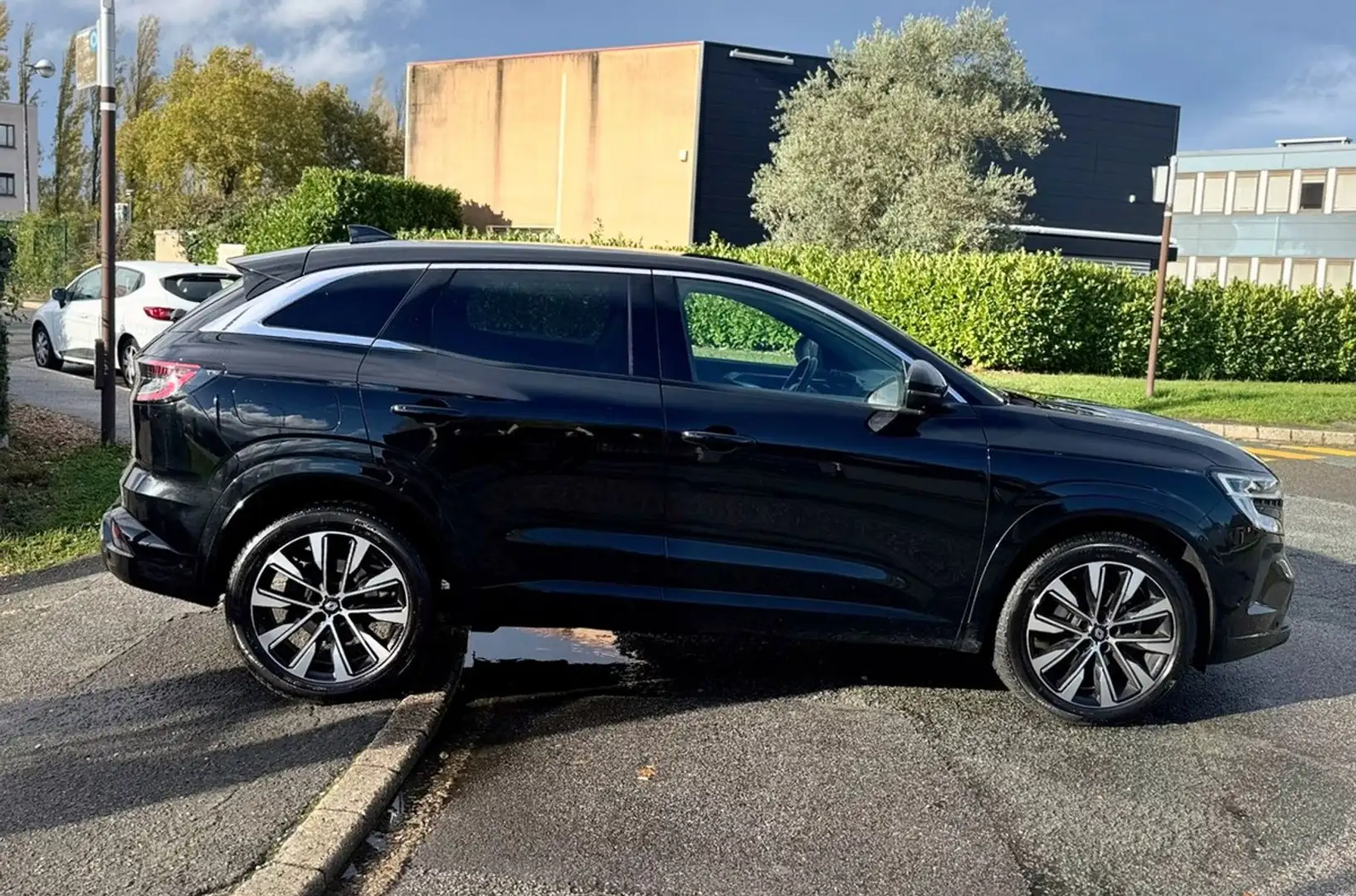 Renault Austral Techno 1.3 TCe 160CV BVA6 15825 HT ENTRETIEN A JOUR TBEG Noir - 2