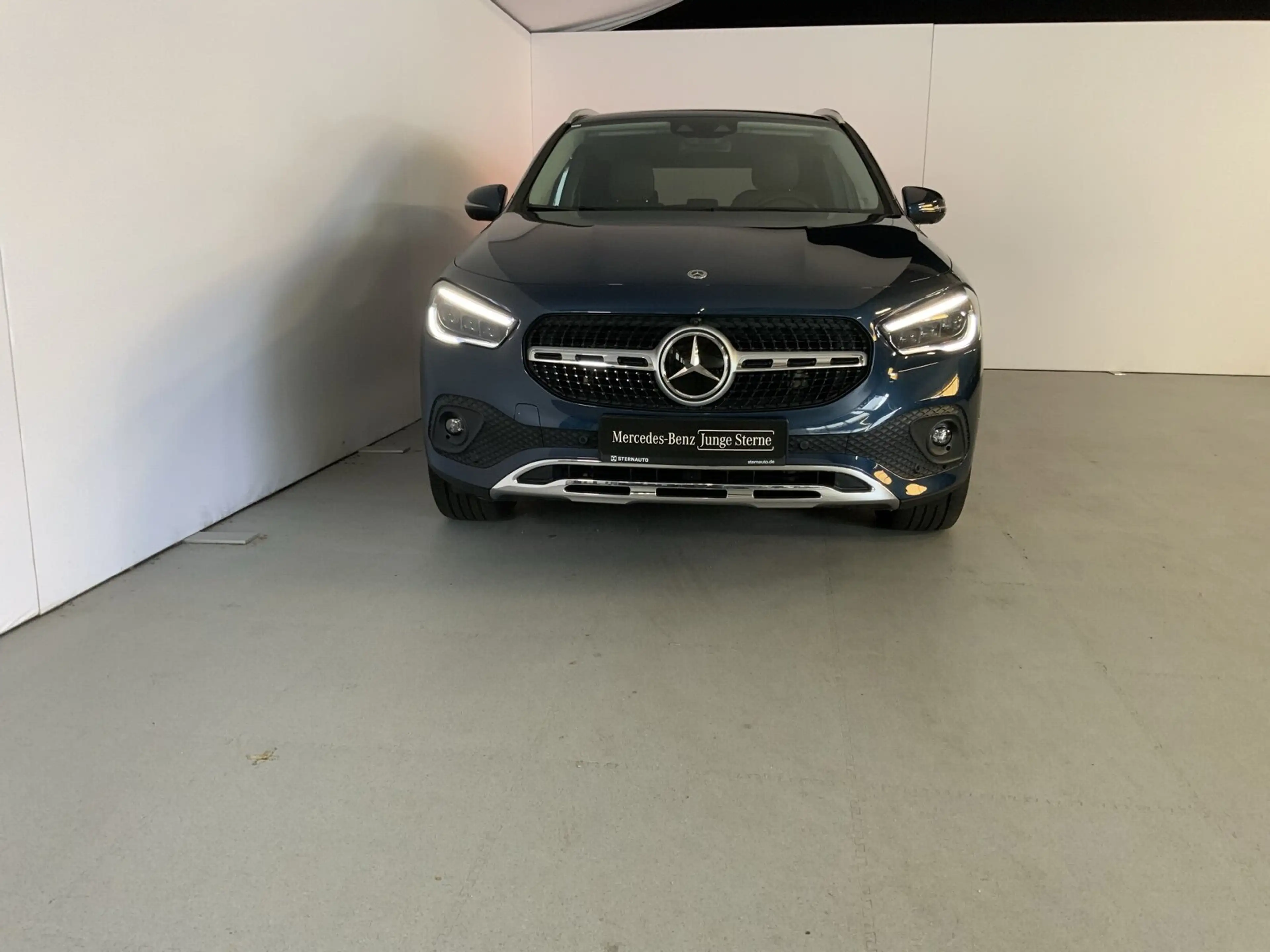 Mercedes-Benz GLA 220 GLA 220 d 4M Progressive 360°Kam DISTRONIC AHK — photo 2