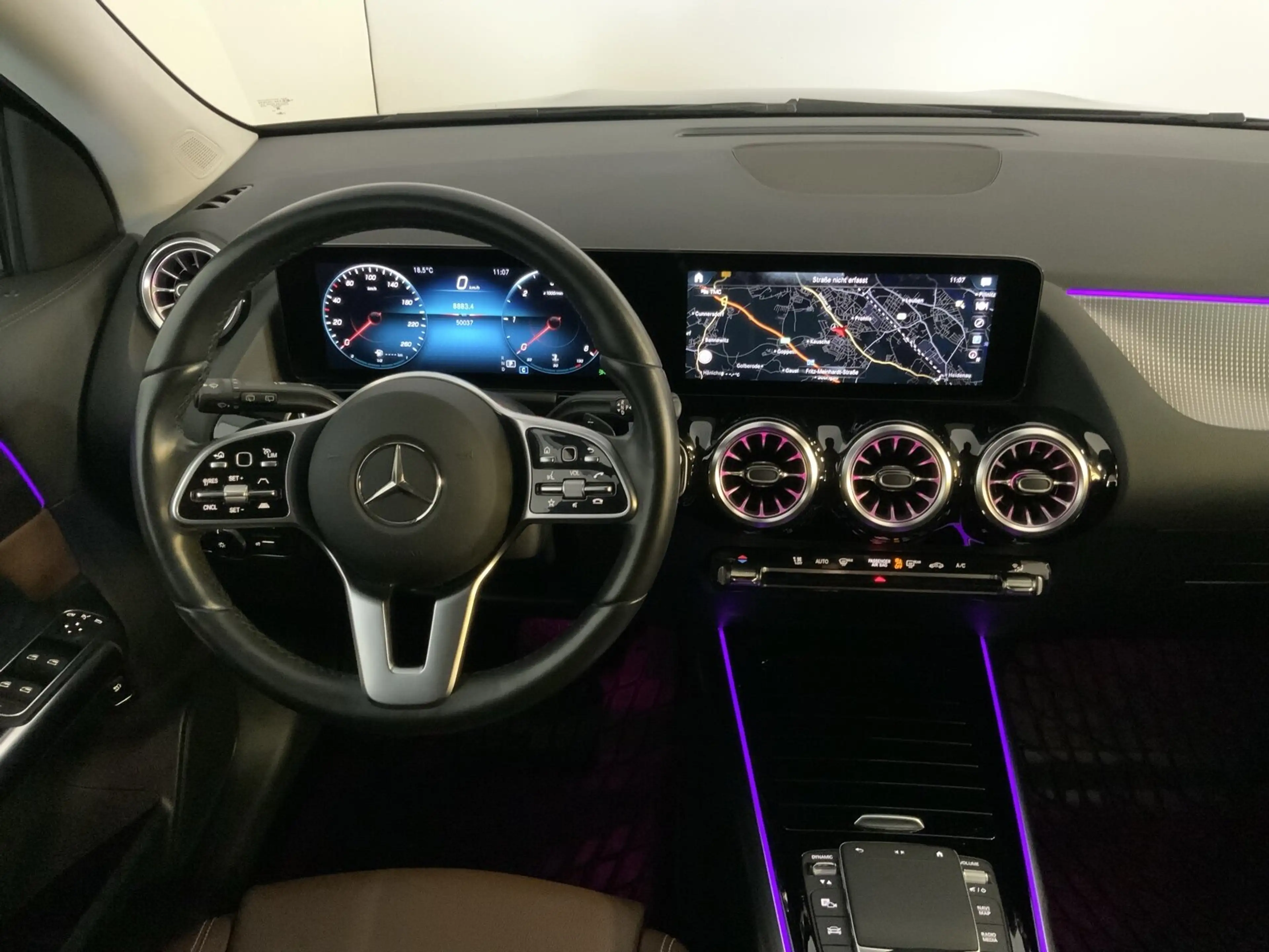 Mercedes-Benz GLA 220 GLA 220 d 4M Progressive 360°Kam DISTRONIC AHK — photo 9