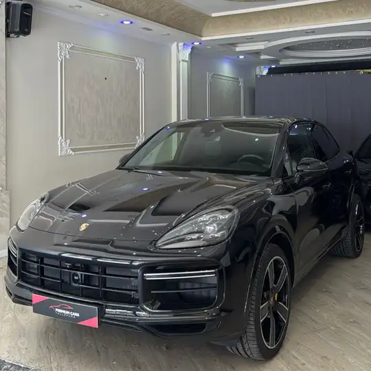 Porsche Cayenne 2018, foto 2