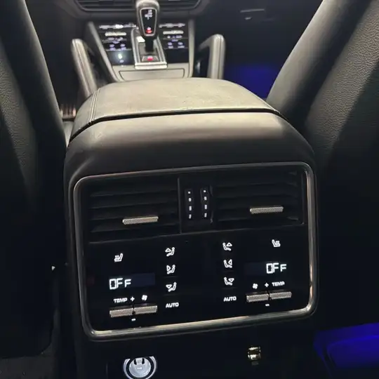 Porsche Cayenne 2018, foto 17