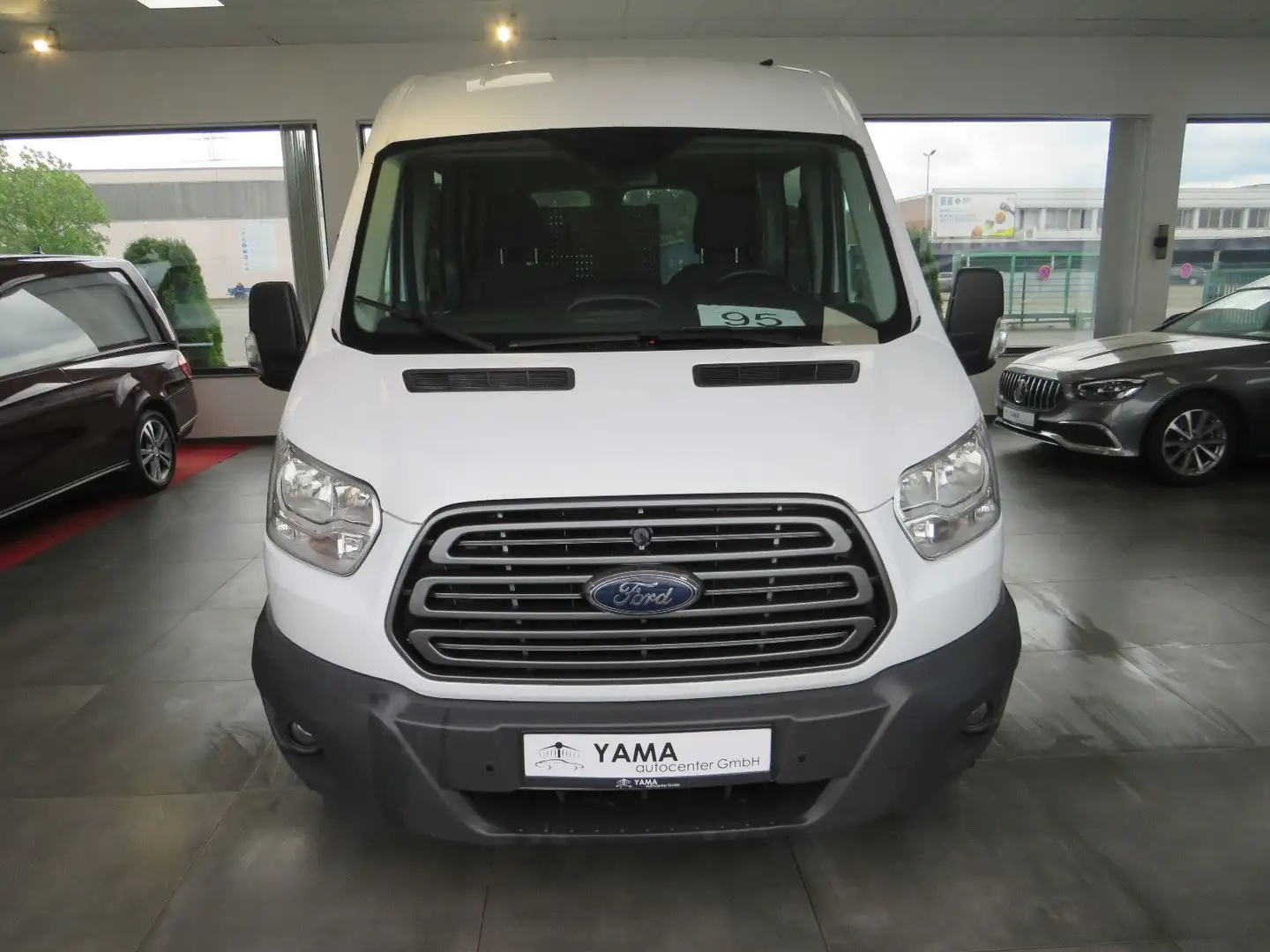 Ford Transit 2.2 TDCi H+L 5-SITZER+BEHINDERTENRAMPE Blanco - 2