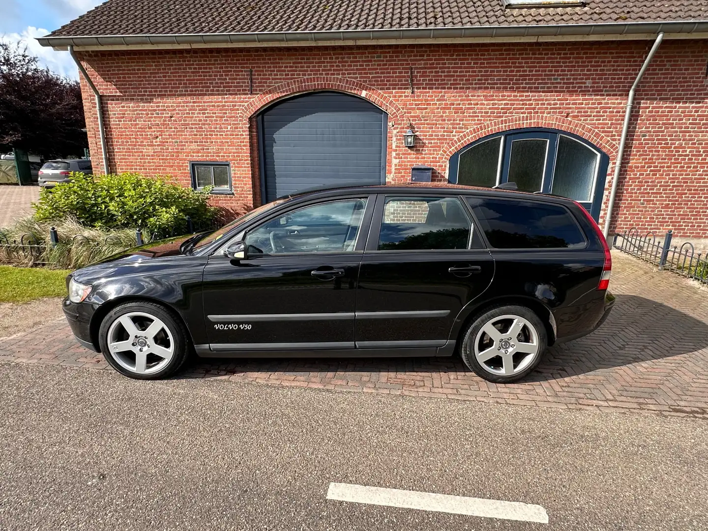 Volvo V50 1.8 Benzine Handgeschakeld APK 07-02-2026 Černá - 2