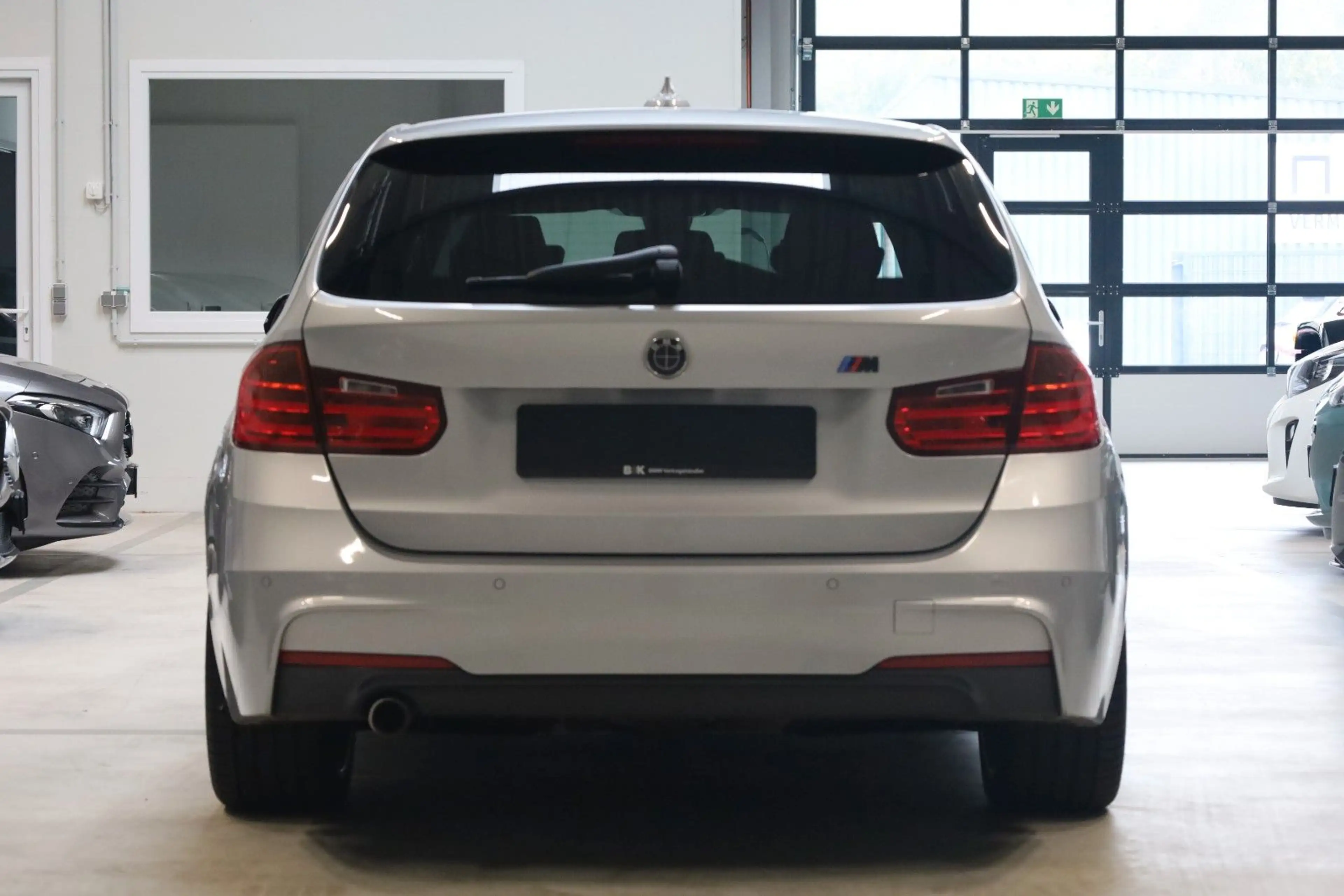 BMW 320 d 3 Touring M Sport Navi Alcantara Head-up — photo 6