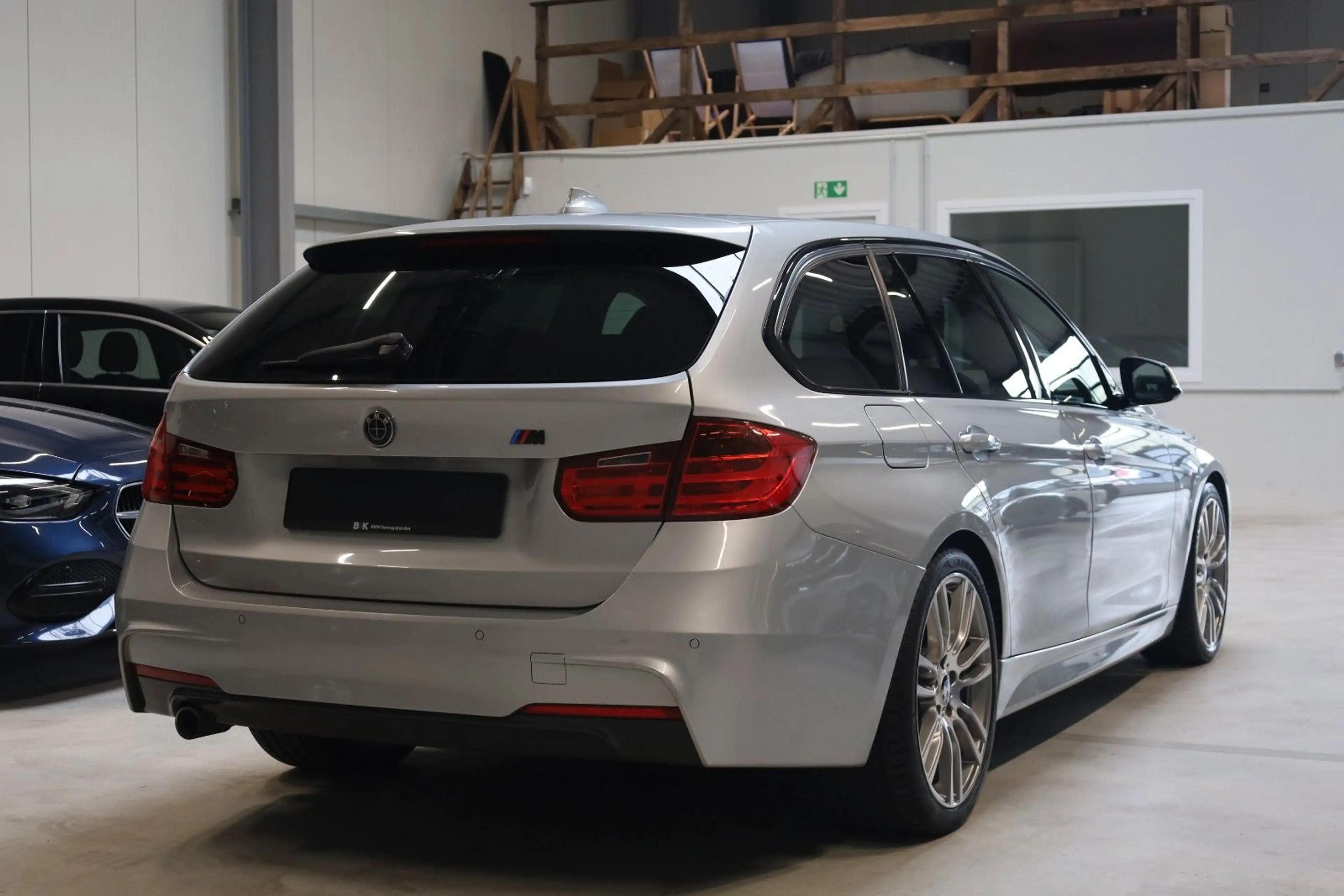 BMW 320 d 3 Touring M Sport Navi Alcantara Head-up — photo 5