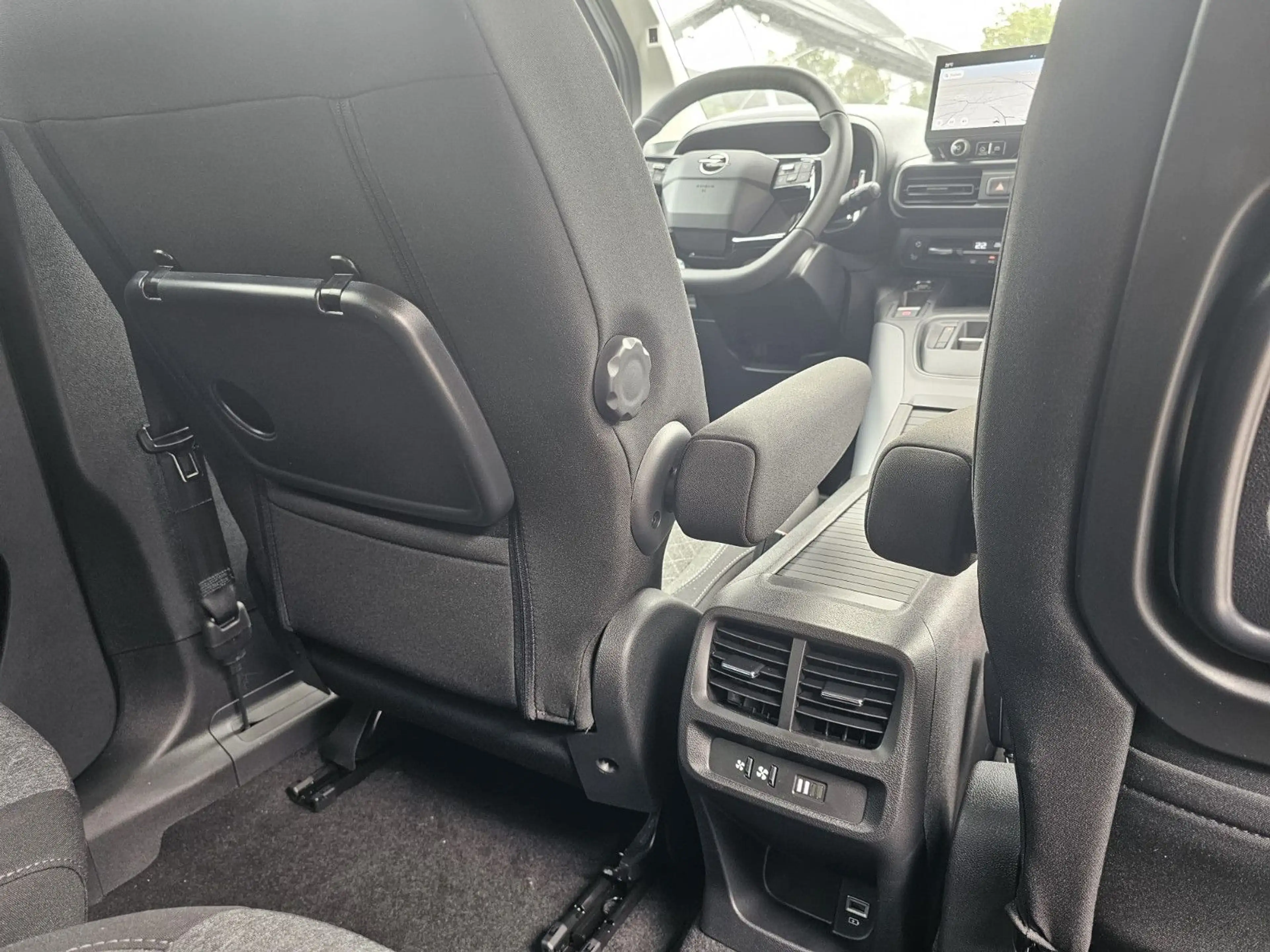 Opel Combo XL 1.5 Diesel Automatik Edition PKW*Style* — photo 18