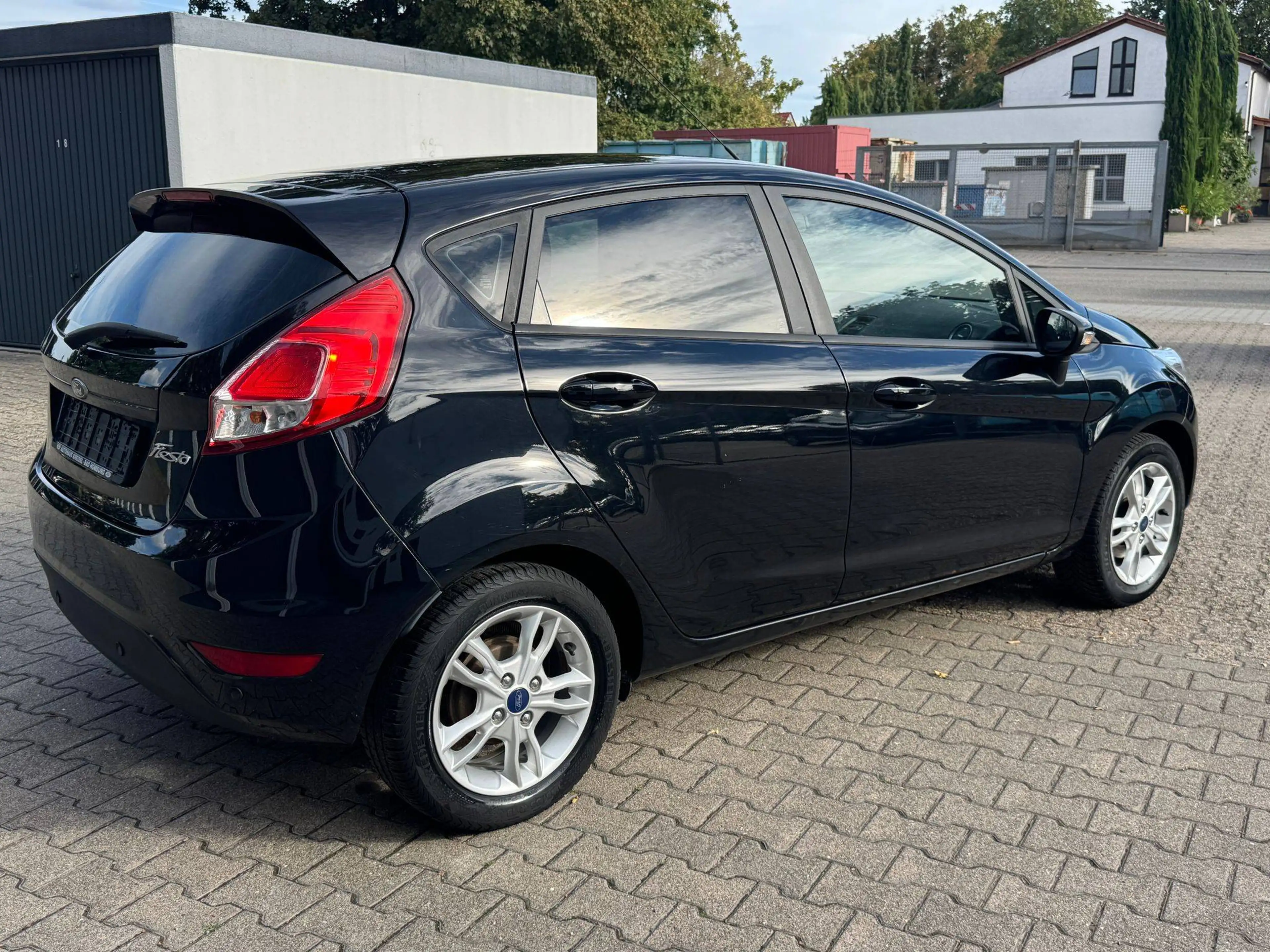 Ford Fiesta Trend — photo 4