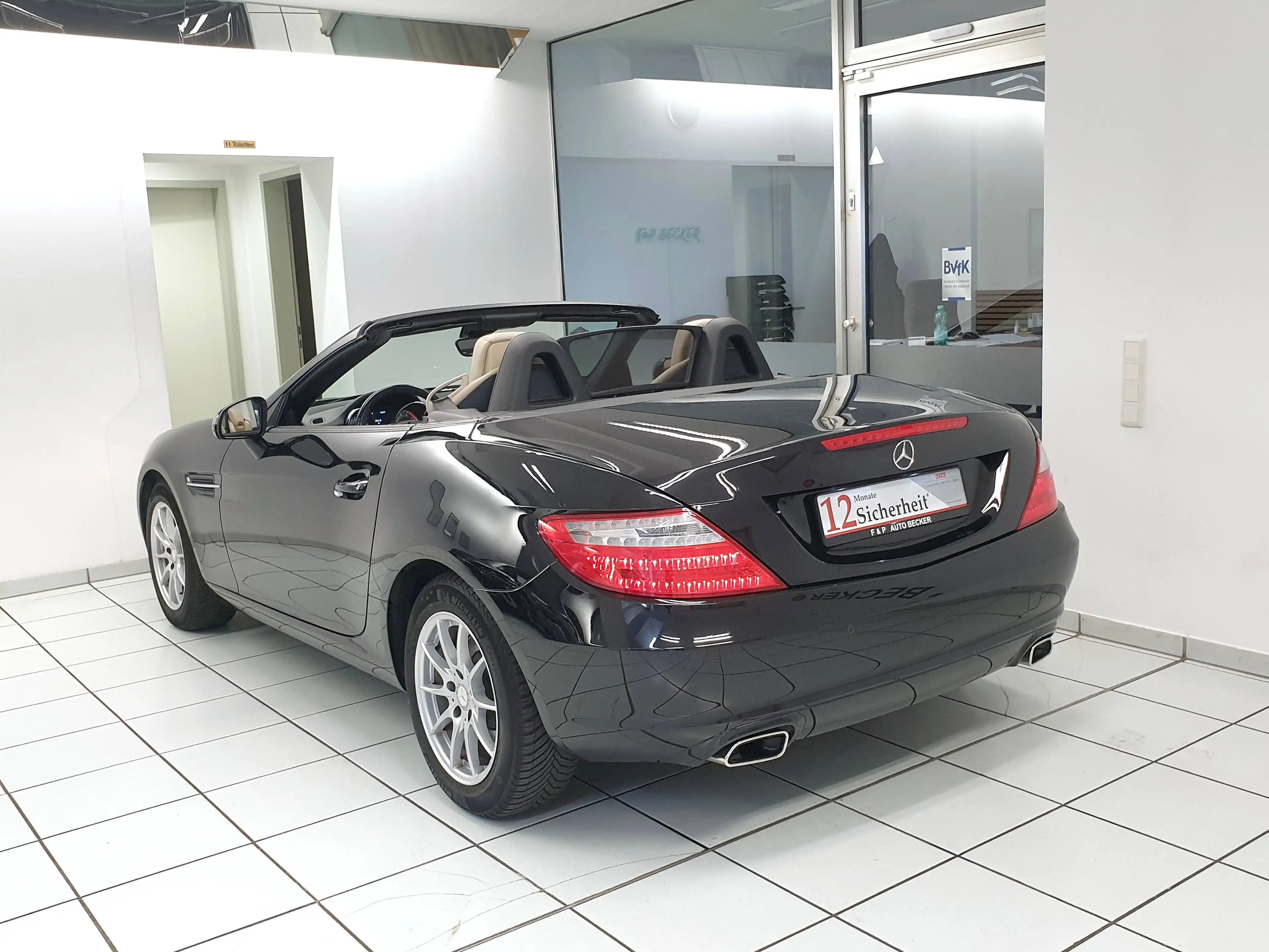 Mercedes-Benz SLK 200 SLK 200 LEDER NAVI AIRSCARF TEMPOMAT SHZ PDC — photo 7