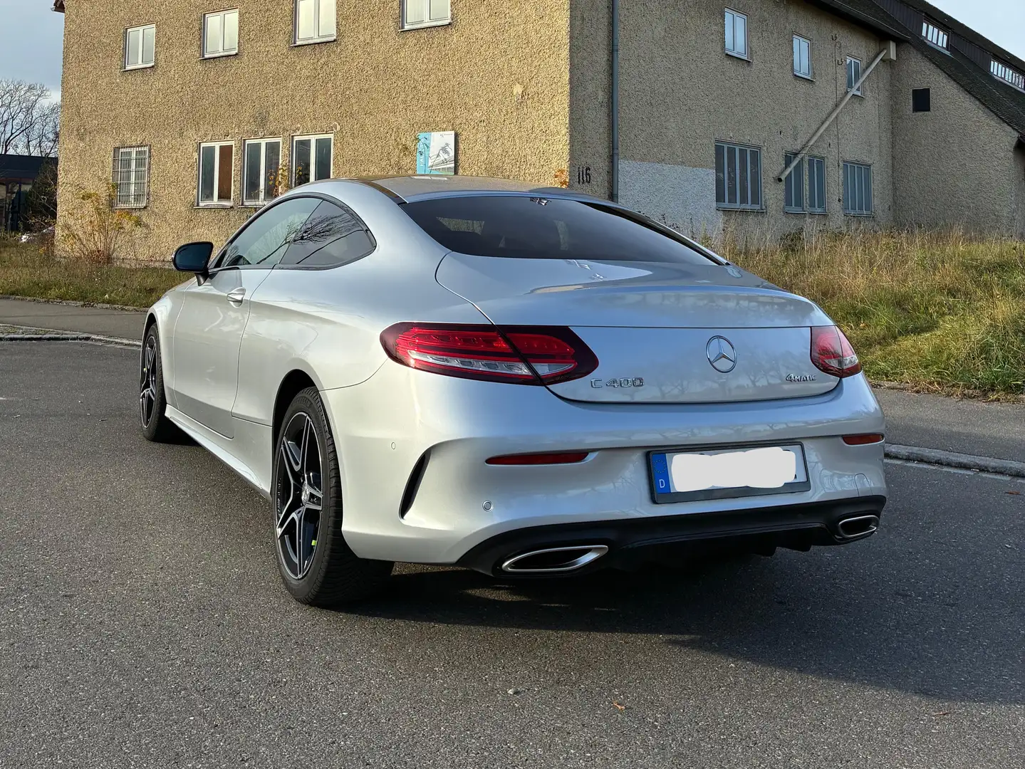 Mercedes-Benz C 400 C-Klasse Coupe Coupe 4Matic 9G-TRONIC AMG Line Silver - 2