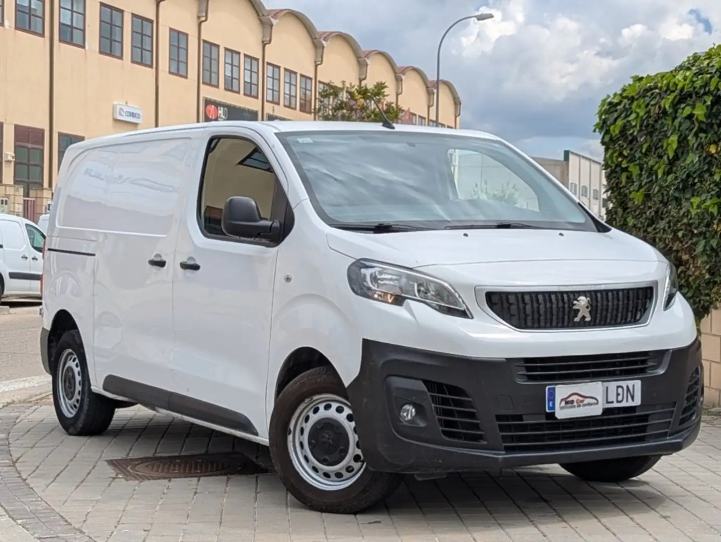 Peugeot Expert Fg. Standard 2.0BlueHDi S&S Premium 120 Wit - 2