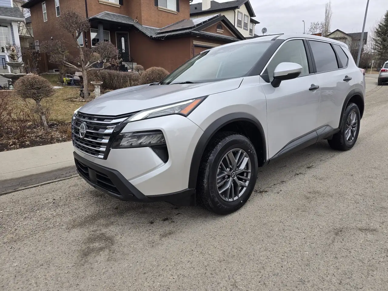 Nissan Rogue снимка Nissan Rogue