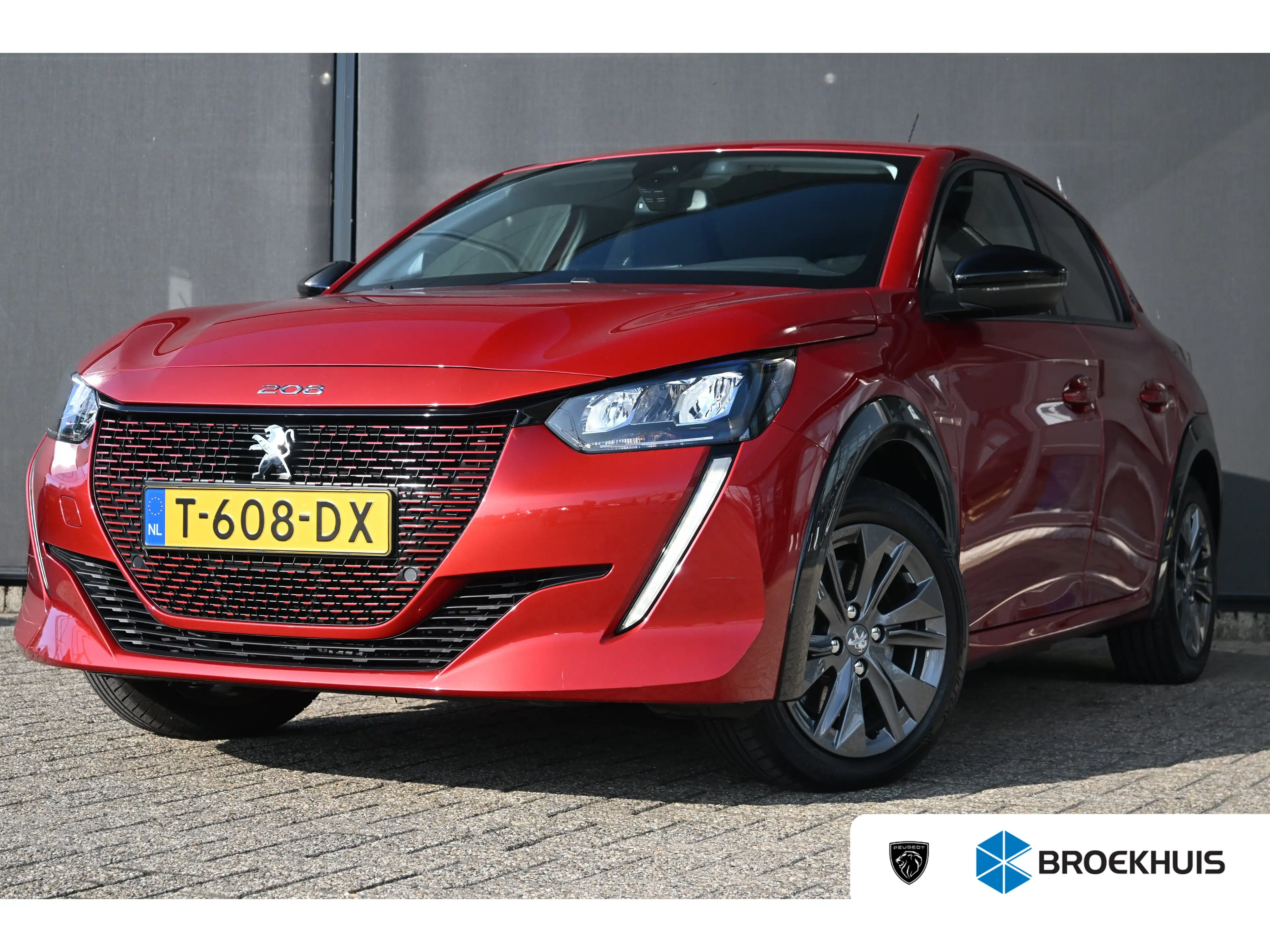 Peugeot e-208 EV Allure 50 kWh | Navigatie By App | Climate Cont