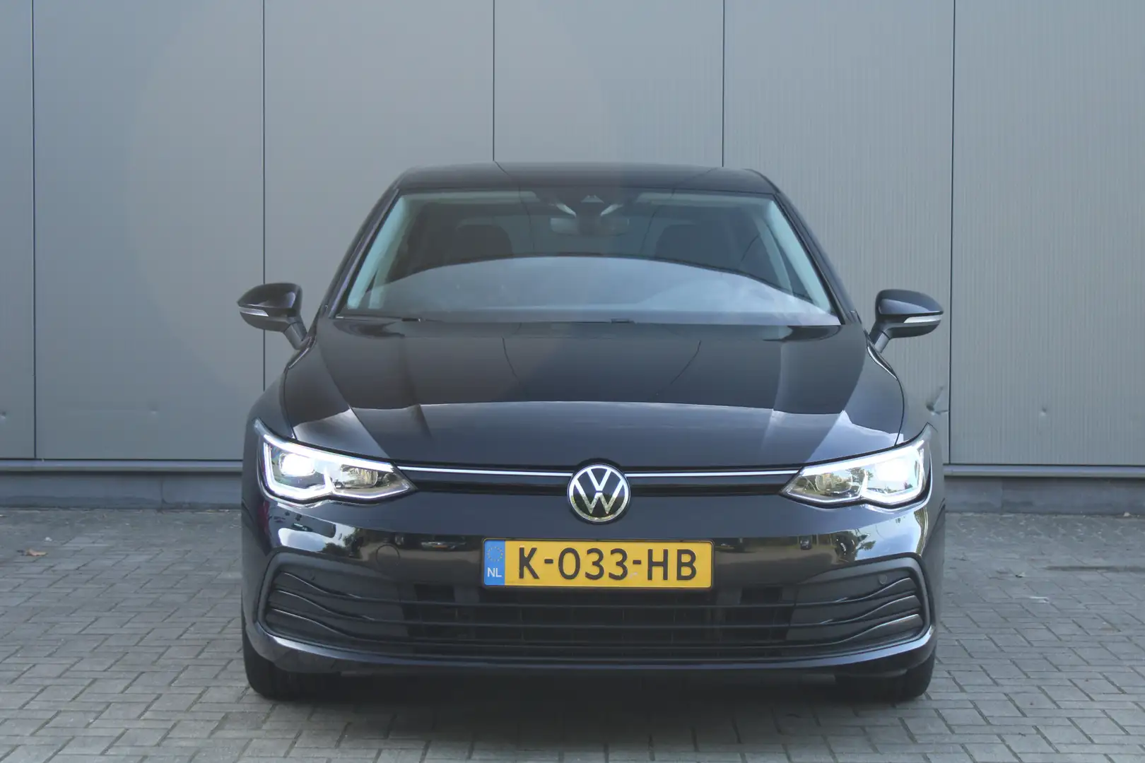 Volkswagen Golf 1.0 eTSI 110pk DSG Automaat Life Business | Ergo m Schwarz - 2