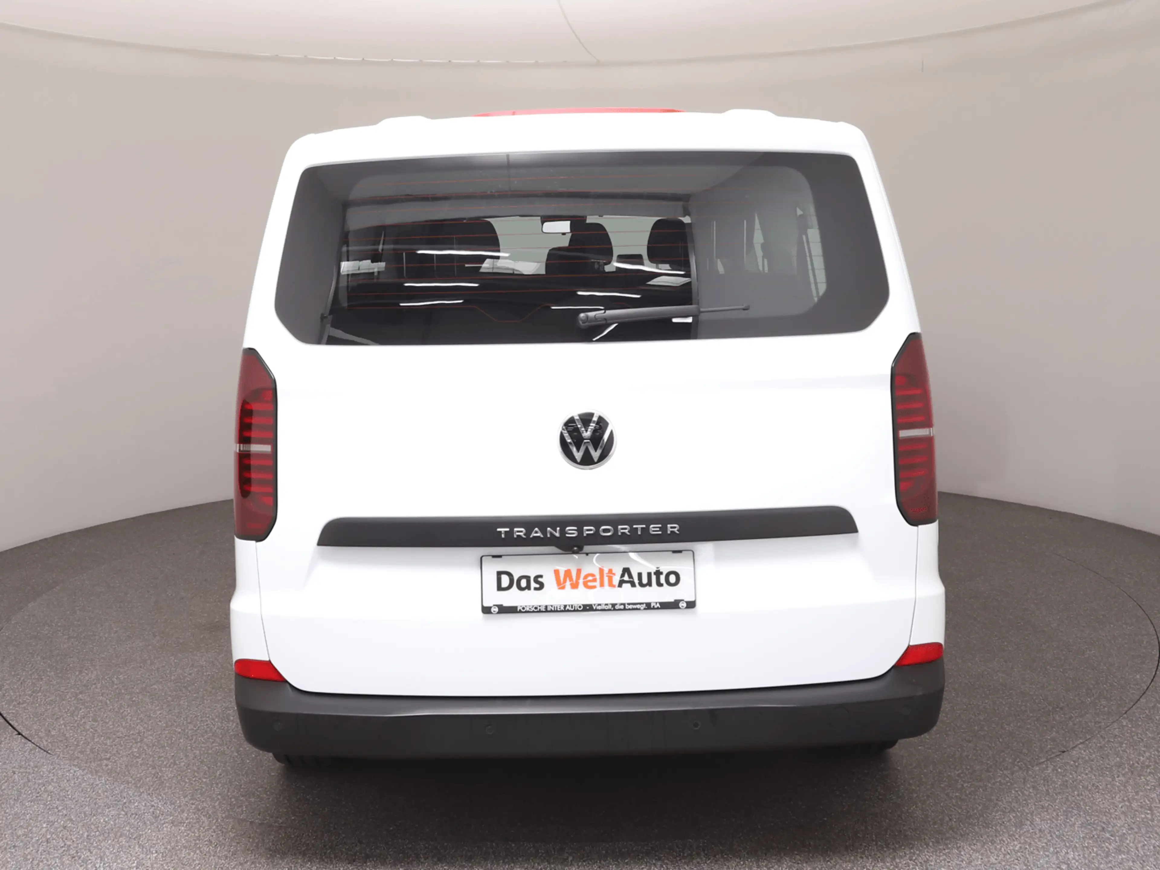 Volkswagen Transporter Kombi TDI — photo 6