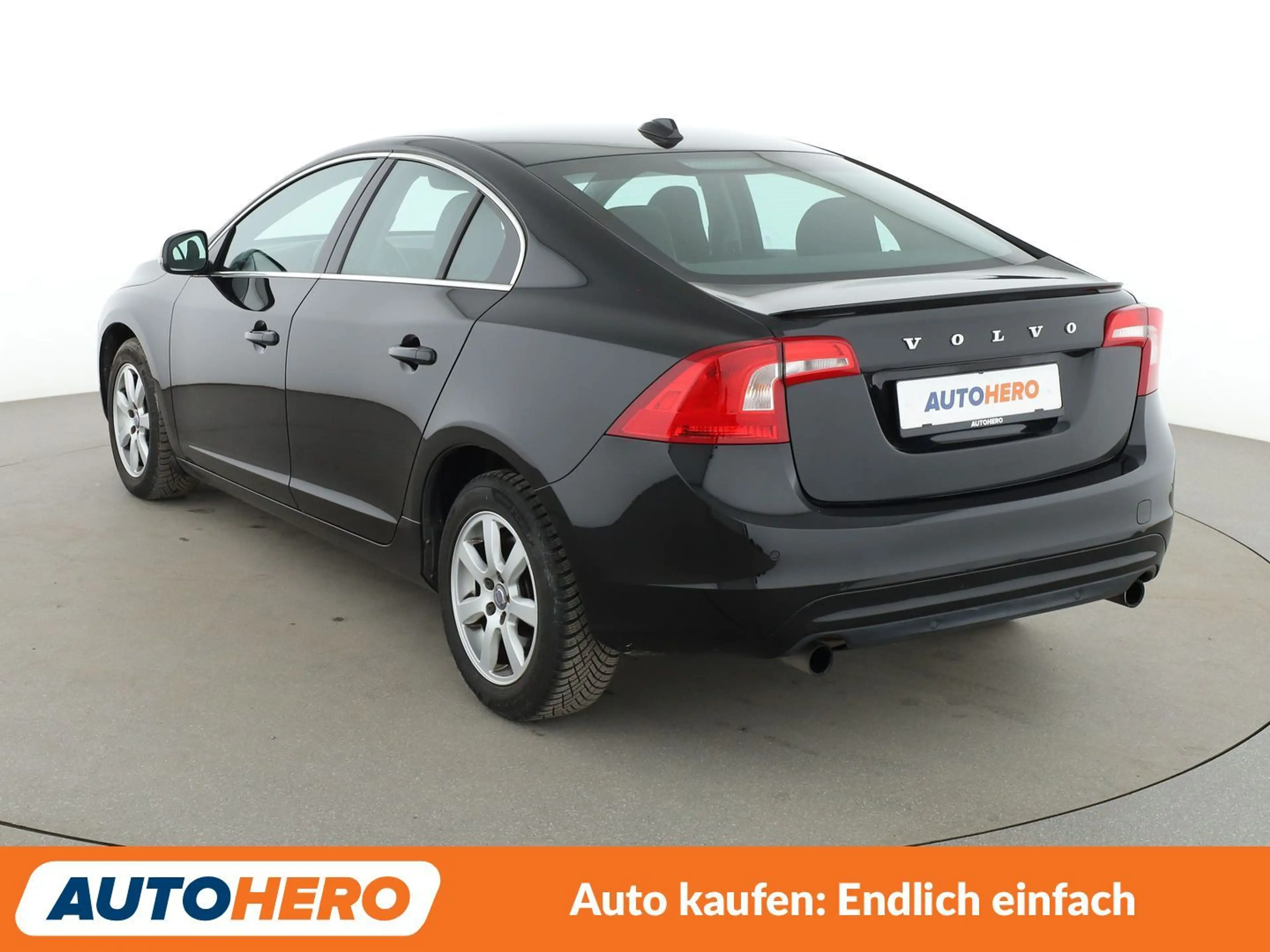 Volvo S60 1.5 Momentum Aut.*NAV*XENON*TEMP*PDC*SHZ*ALU* — photo 4