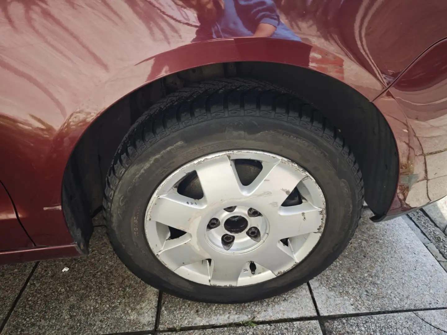 Volkswagen Polo 1.4 TDi Edition Rouge - 1