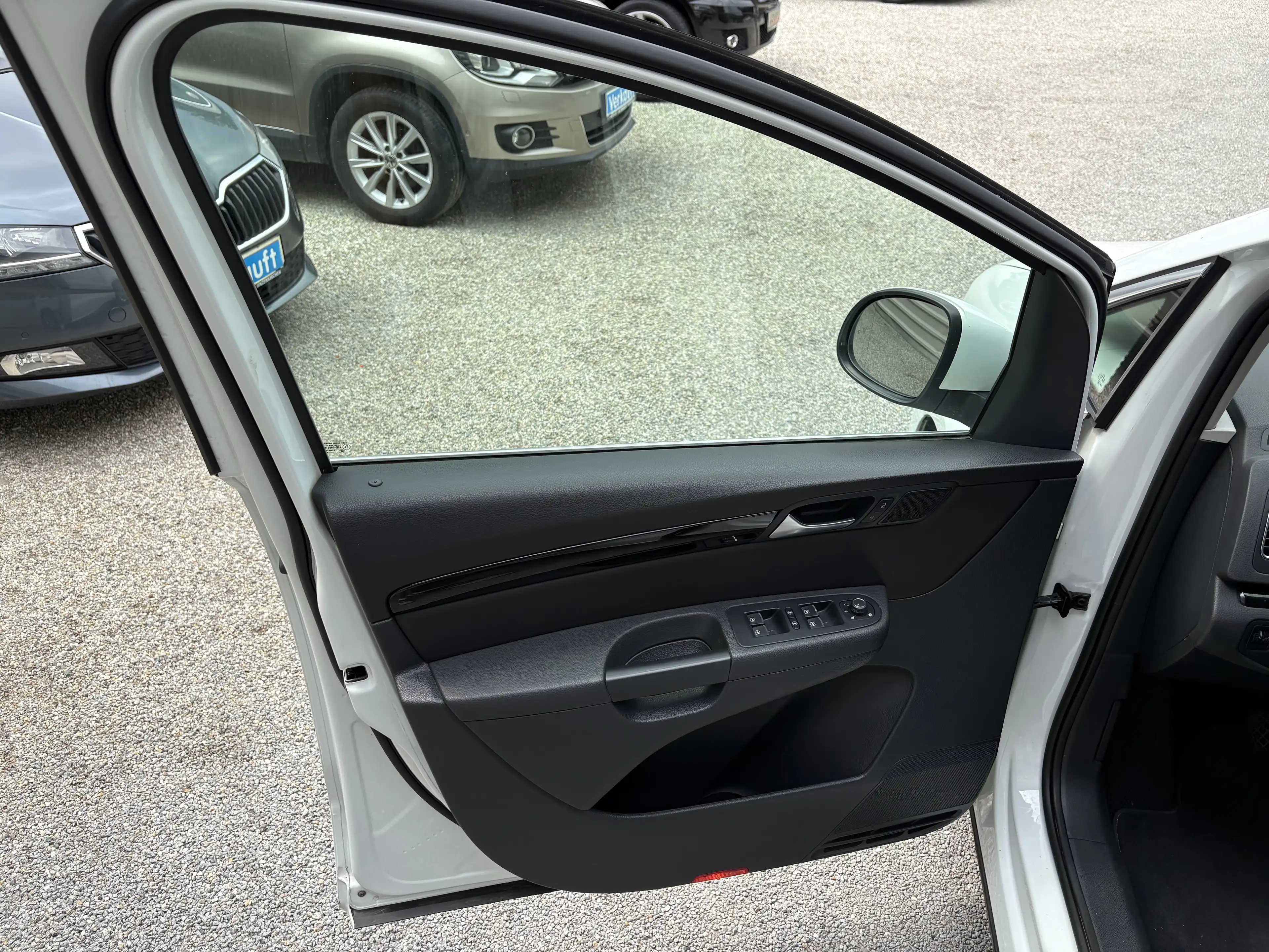 Volkswagen Sharan Business+ SCR 2,0 TDI *1.BESITZ*ACC*CARPLAY*RFK* — photo 13