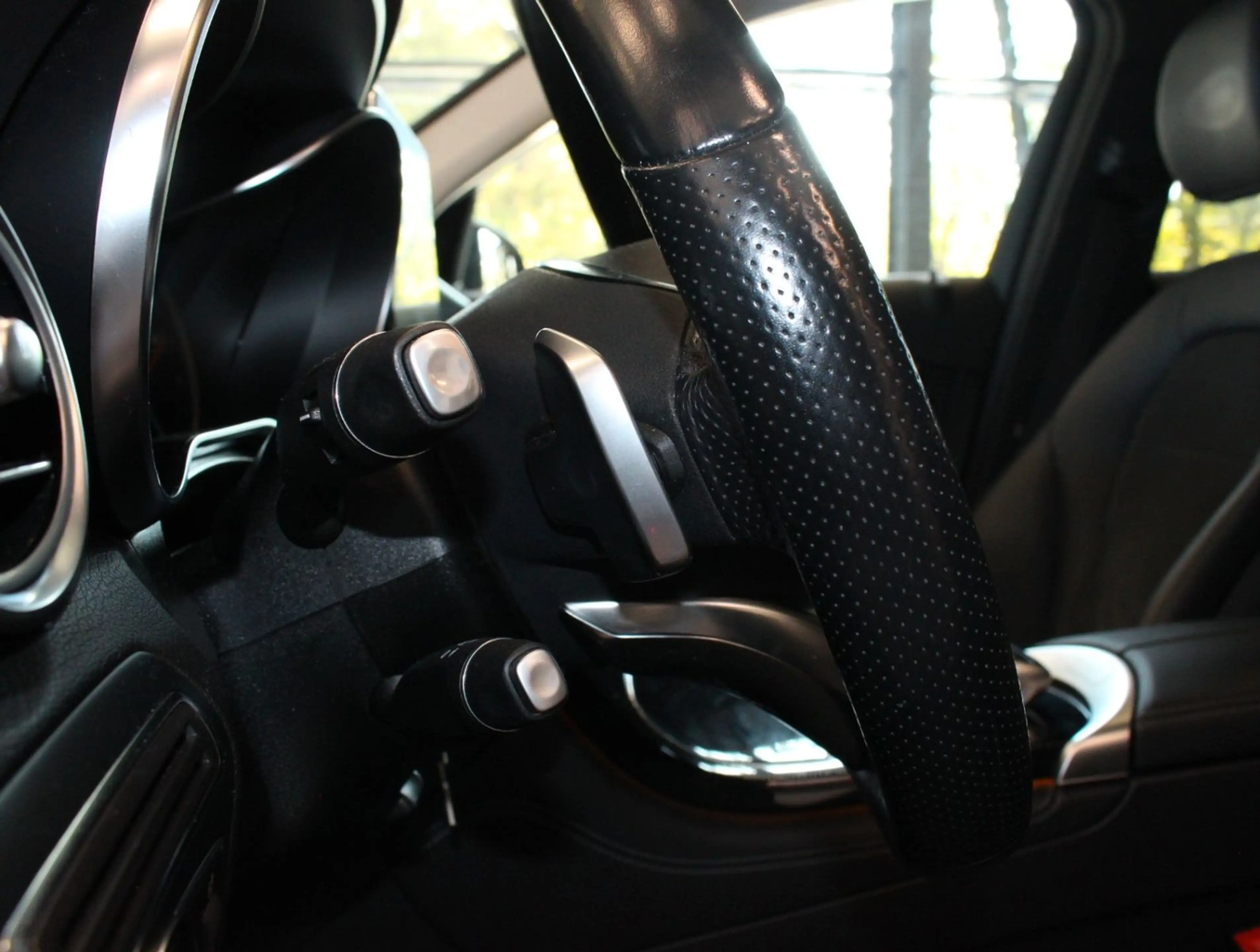 Mercedes-Benz GLC 350 e 4Matic AMG Line Pano*Kamera*LED — photo 13