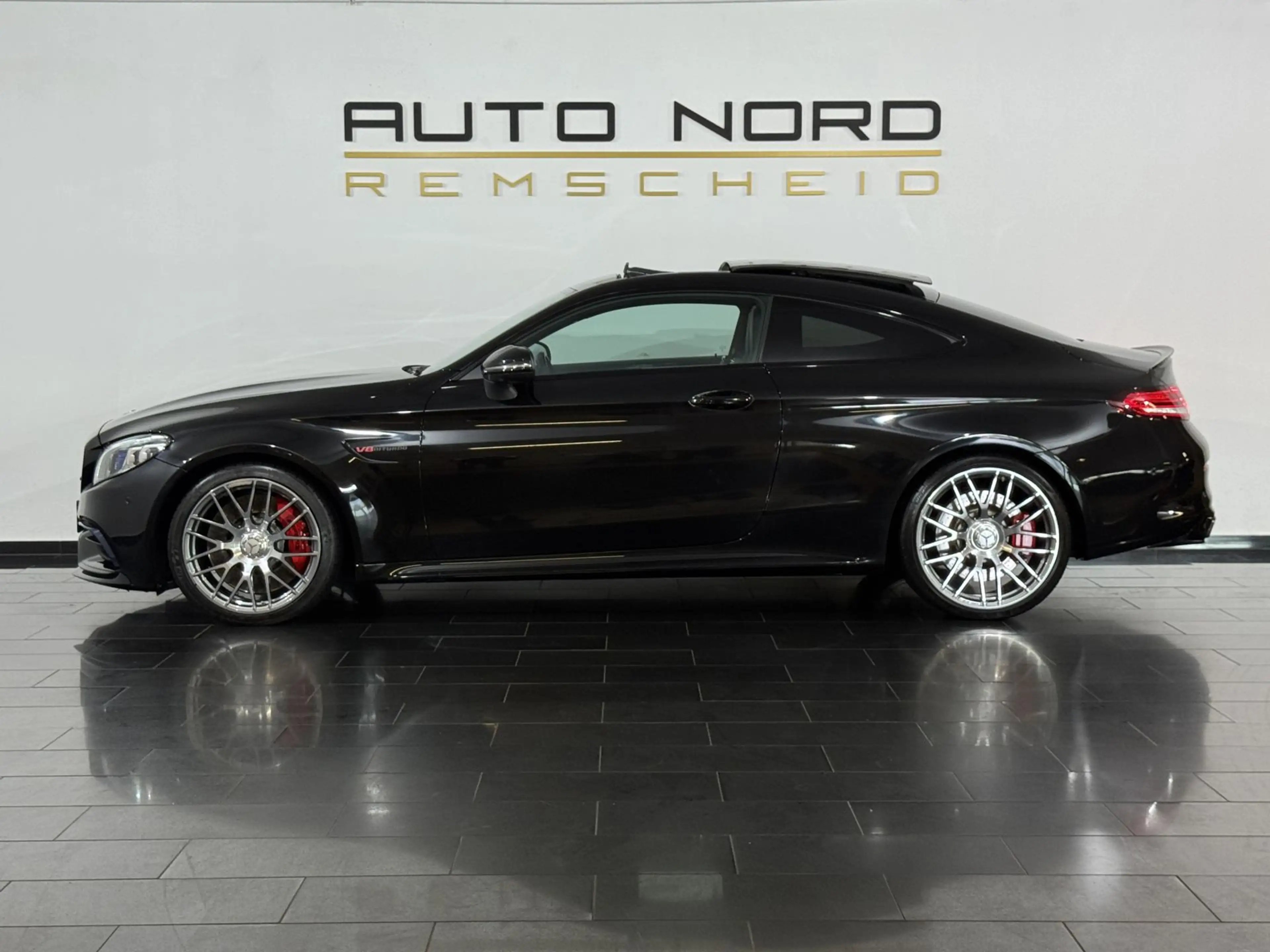 Mercedes-Benz C 63 AMG S Coupé*Schale*Sport.AGA*Pano*KeyGo* — photo 11