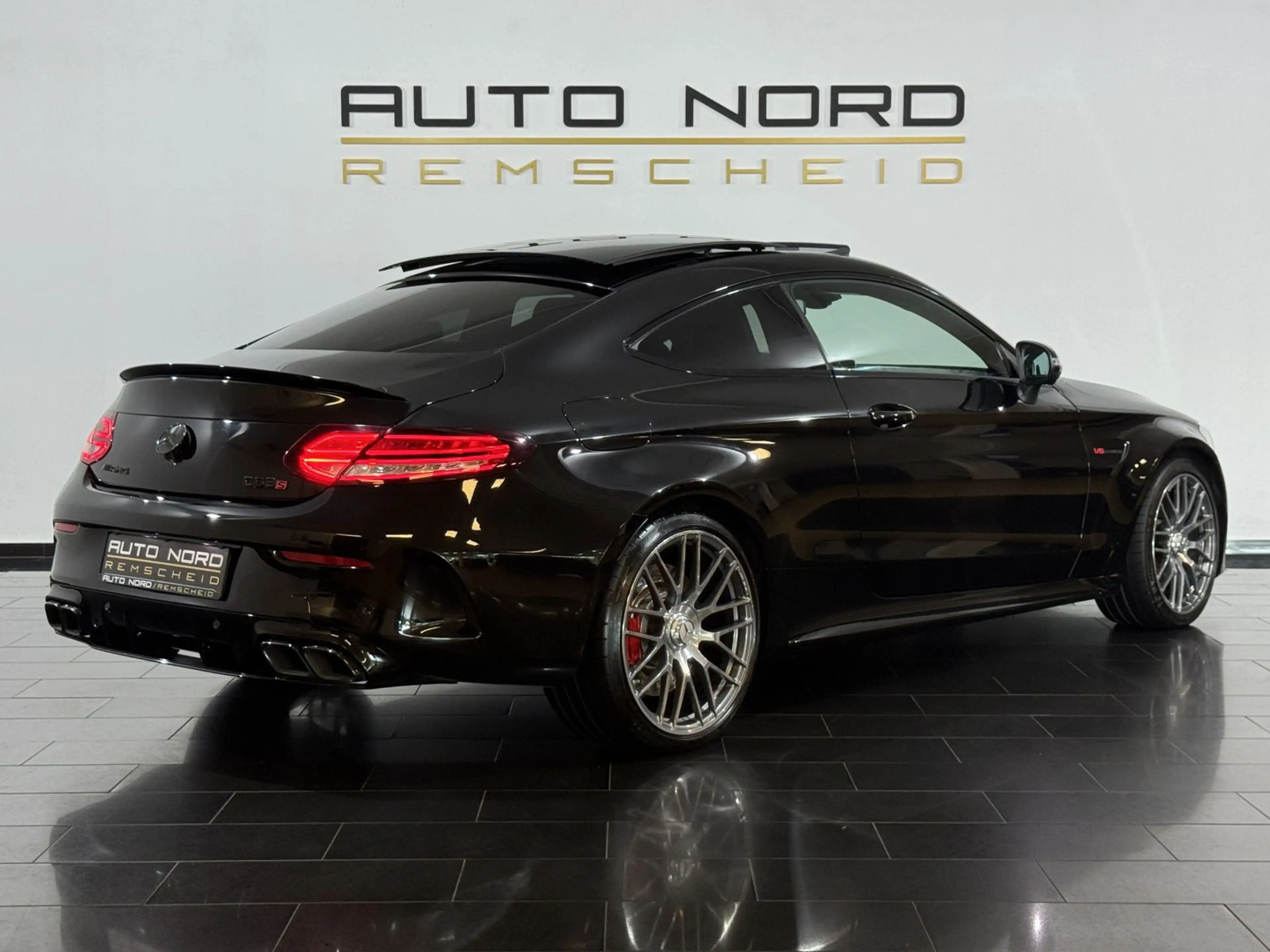 Mercedes-Benz C 63 AMG S Coupé*Schale*Sport.AGA*Pano*KeyGo* — photo 7