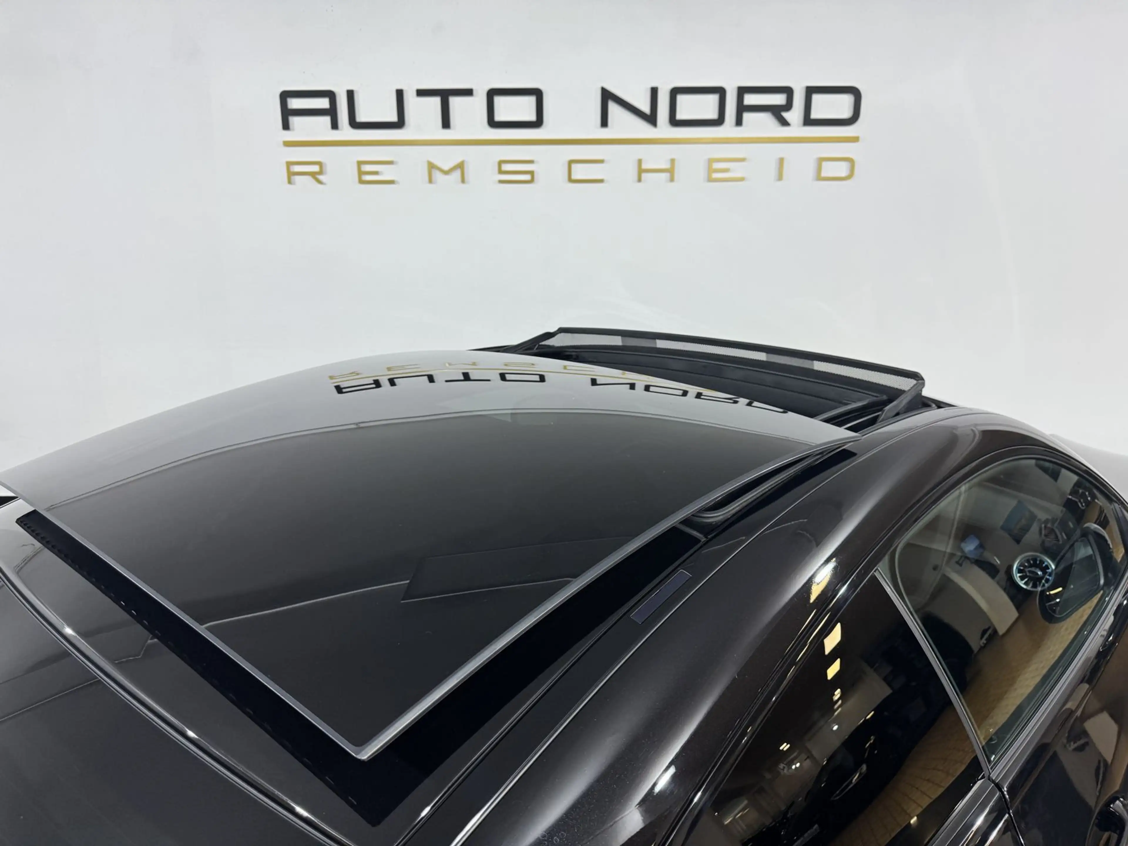 Mercedes-Benz C 63 AMG S Coupé*Schale*Sport.AGA*Pano*KeyGo* — photo 8